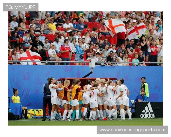 中国足球队晋级世界杯预选赛决赛阶段 聚焦新一代球员表现与战术革新