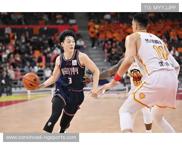 篮球巨星逆转比赛赢得总决赛，引爆全球球迷热议